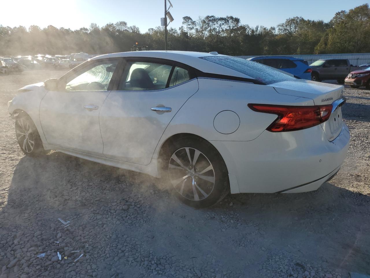 2016 Nissan Maxima - Image 2