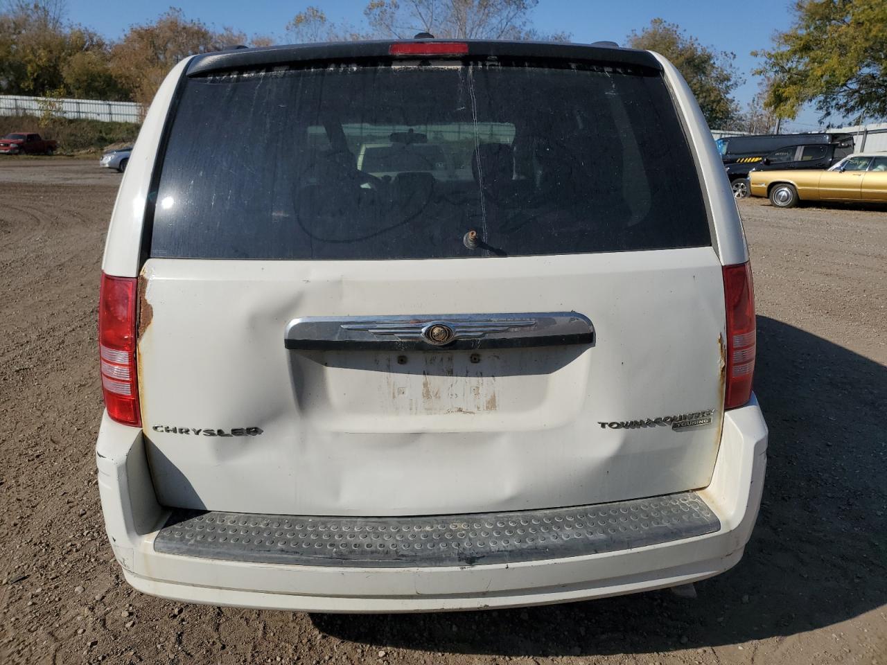 2010 Chrysler Town & Country Touring VIN: 2A4RR5D15AR127633 Lot: 76889984