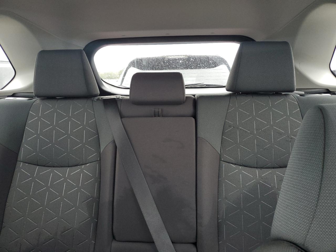2023 Toyota RAV 4 - Image 10