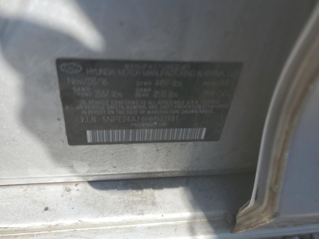 2017 Hyundai Sonata - Image 12