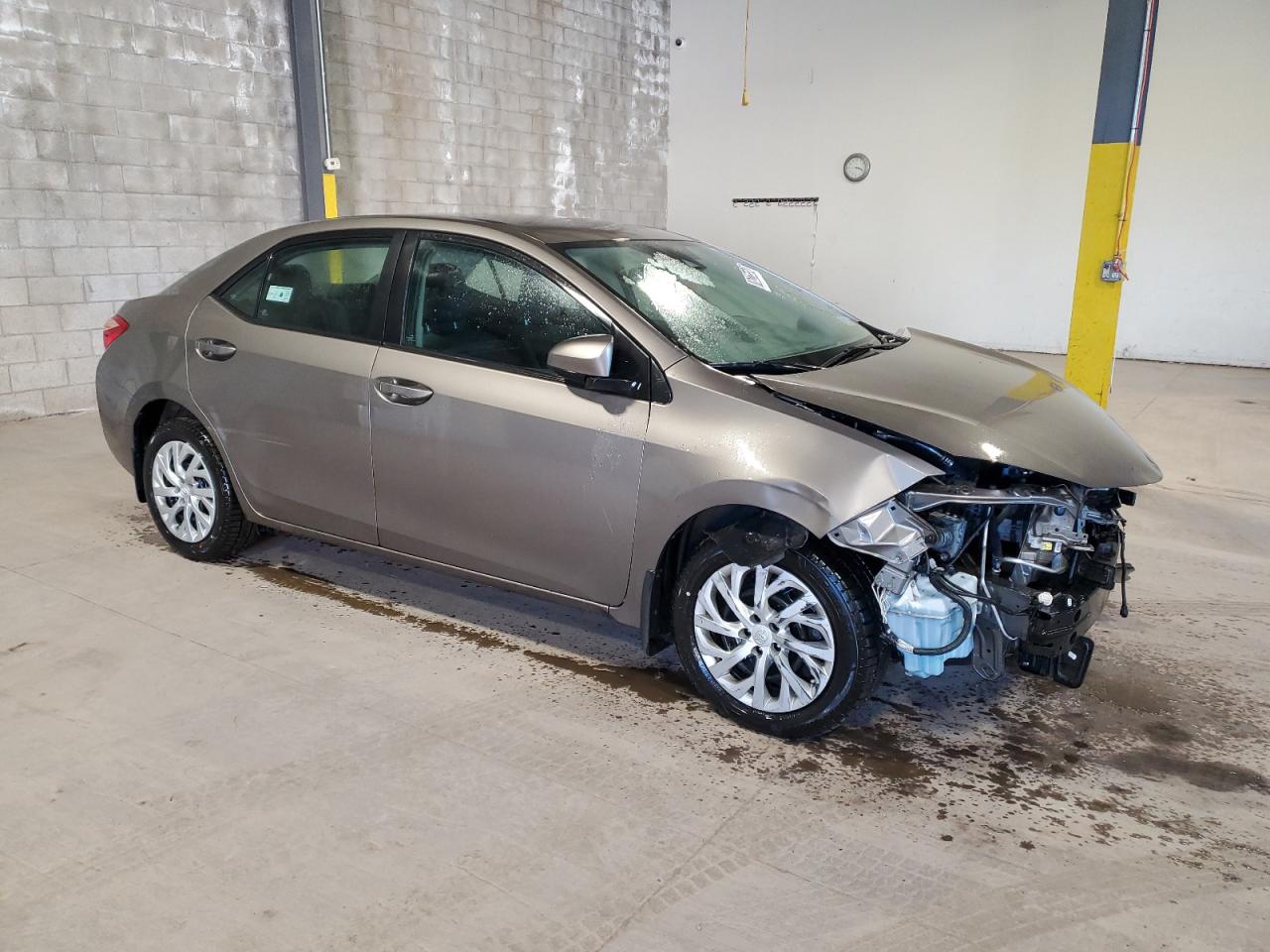 VIN 2T1BURHE2JC059916 2018 TOYOTA COROLLA no.4