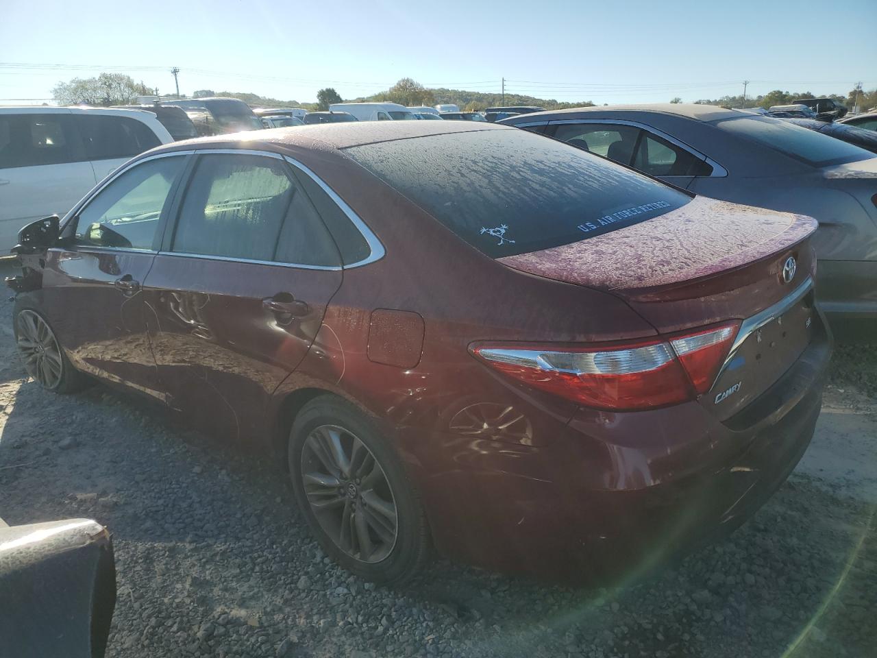 4T1BF1FK4GU575822 2016 TOYOTA CAMRY - Image 2