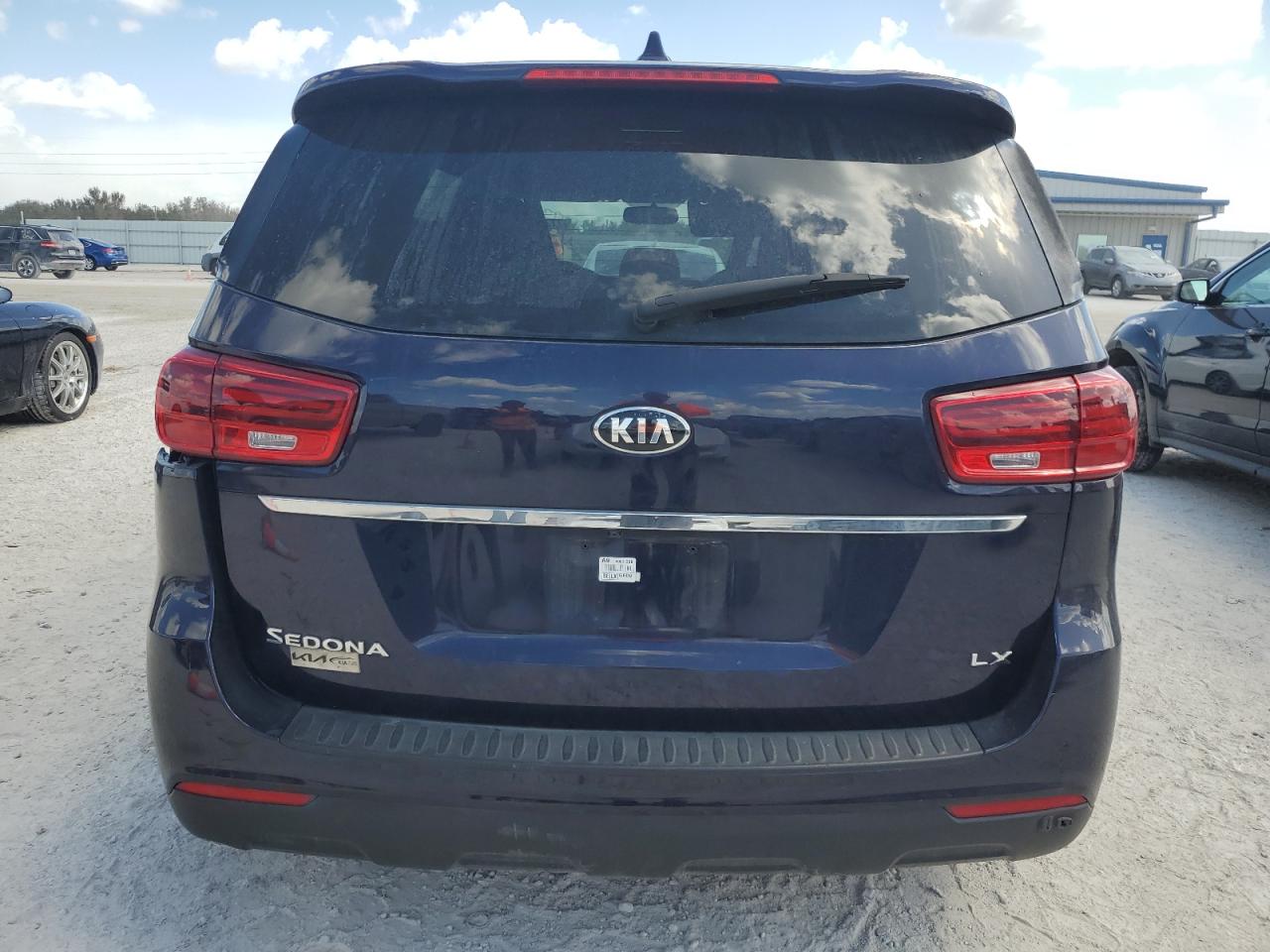 2020 Kia Sedona Lx VIN: KNDMB5C1XL6616383 Lot: 77220774