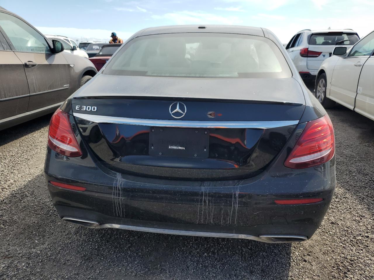 2018 Mercedes-Benz E 300 VIN: WDDZF4JB8JA335280 Lot: 74786454