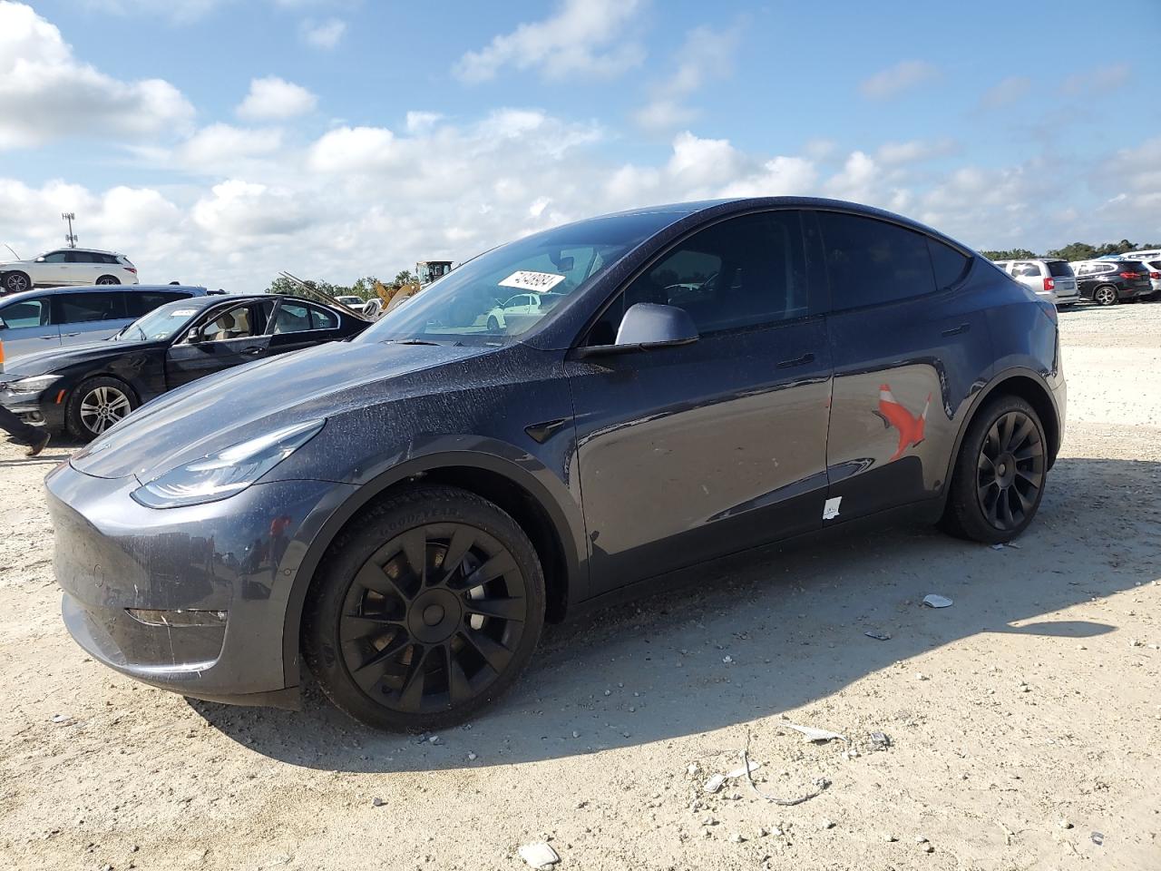 5YJYGDEEXMF278275 2021 TESLA MODEL Y - Image 1