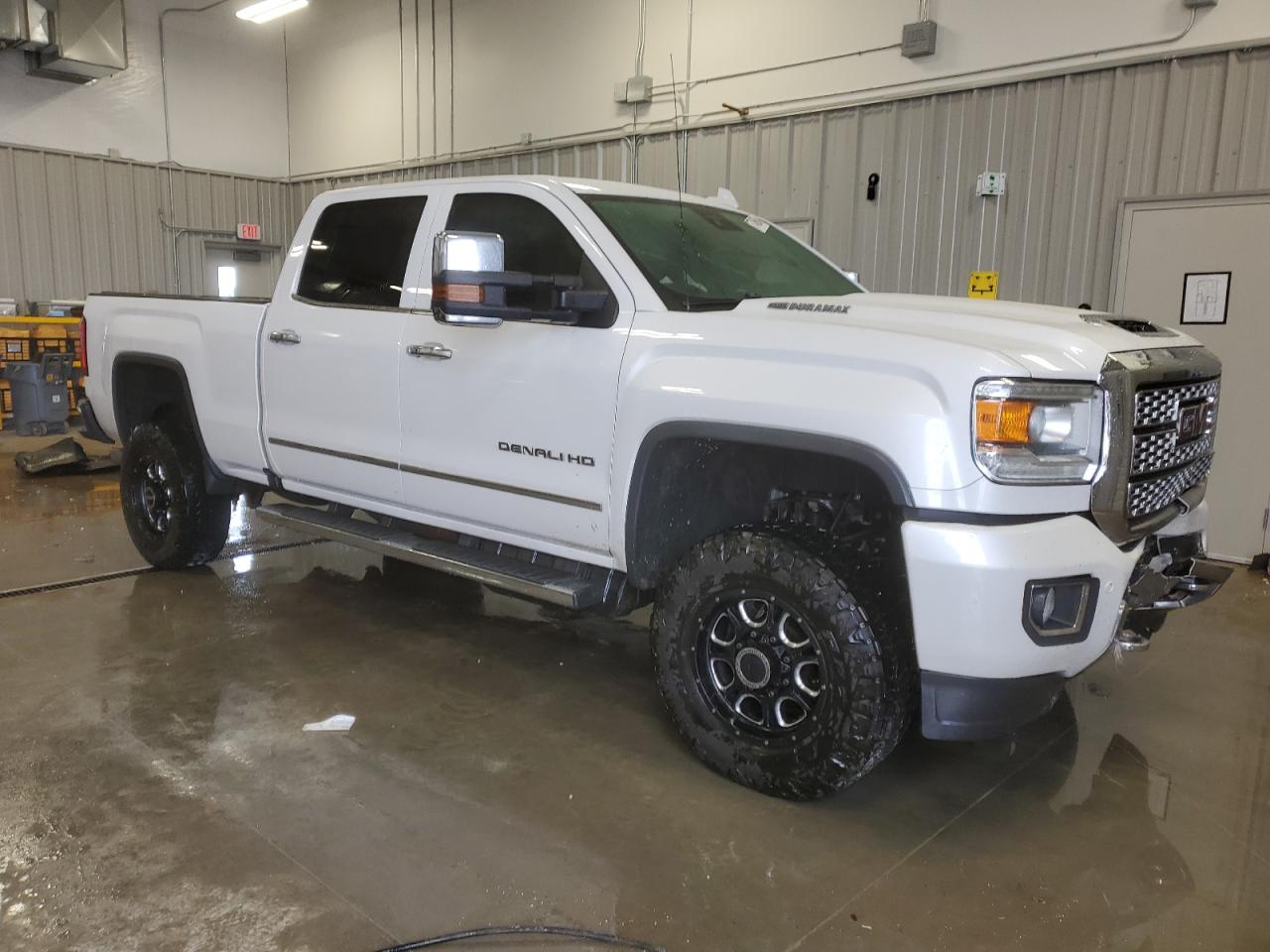 2018 GMC Sierra - Image 4