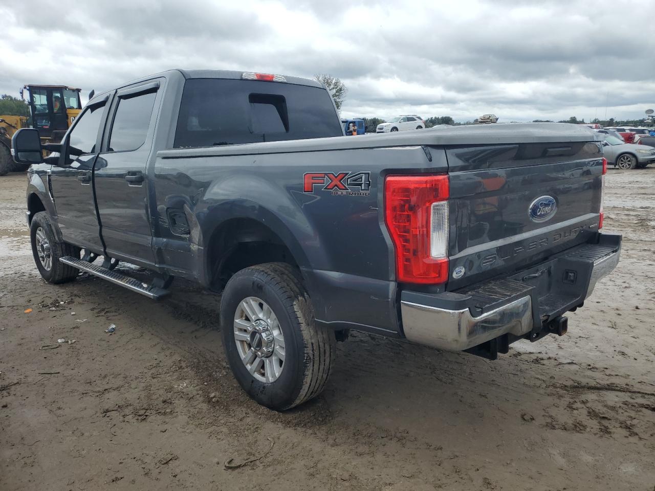 2017 Ford F250 - Image 2