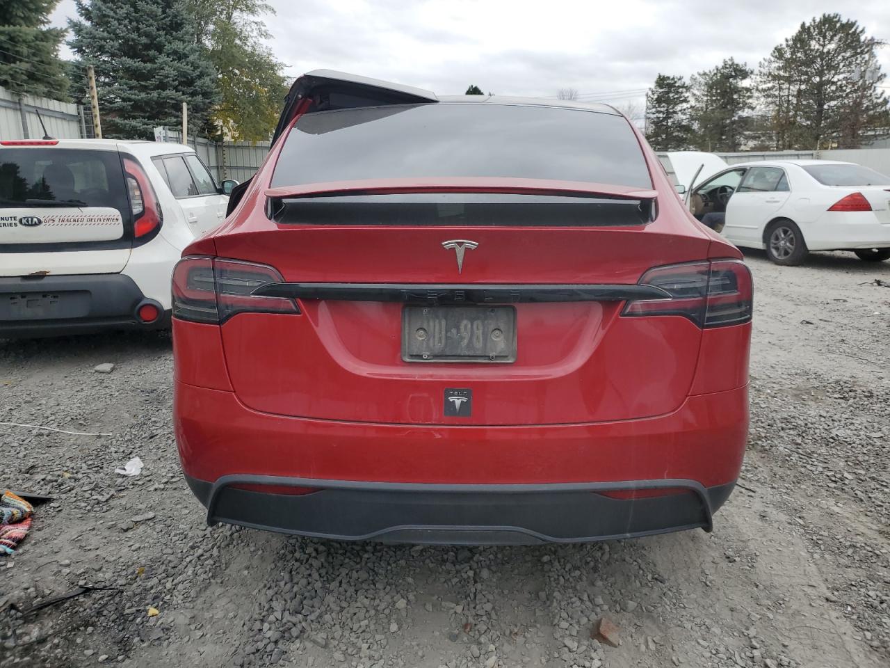 2022 Tesla Model X VIN: 7SAXCBE55NF354825 Lot: 77630584