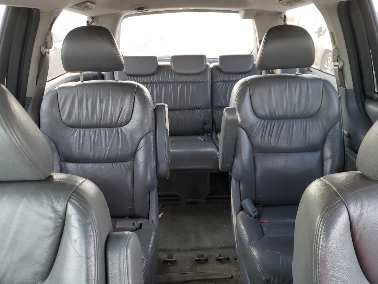 2007 Honda Odyssey - Image 10