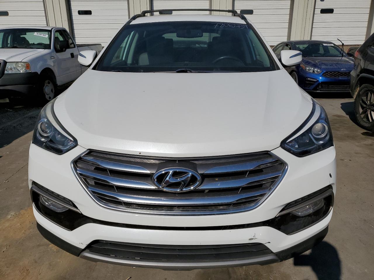2017 Hyundai Santa Fe - Image 5