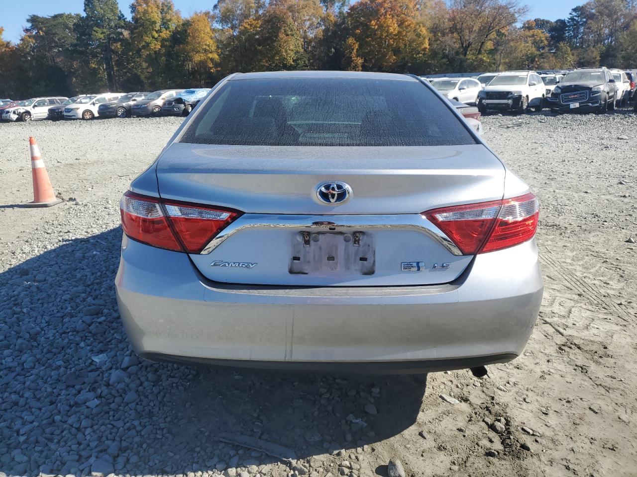 2015 Toyota Camry Hybrid VIN: 4T1BD1FK5FU155409 Lot: 77405924