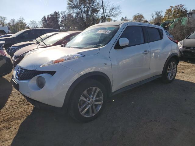 Parquets NISSAN JUKE 2014 White