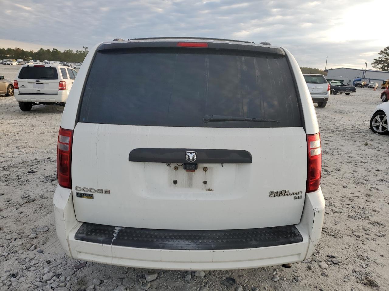 2D4RN4DE2AR370642 2010 Dodge Grand Caravan Se