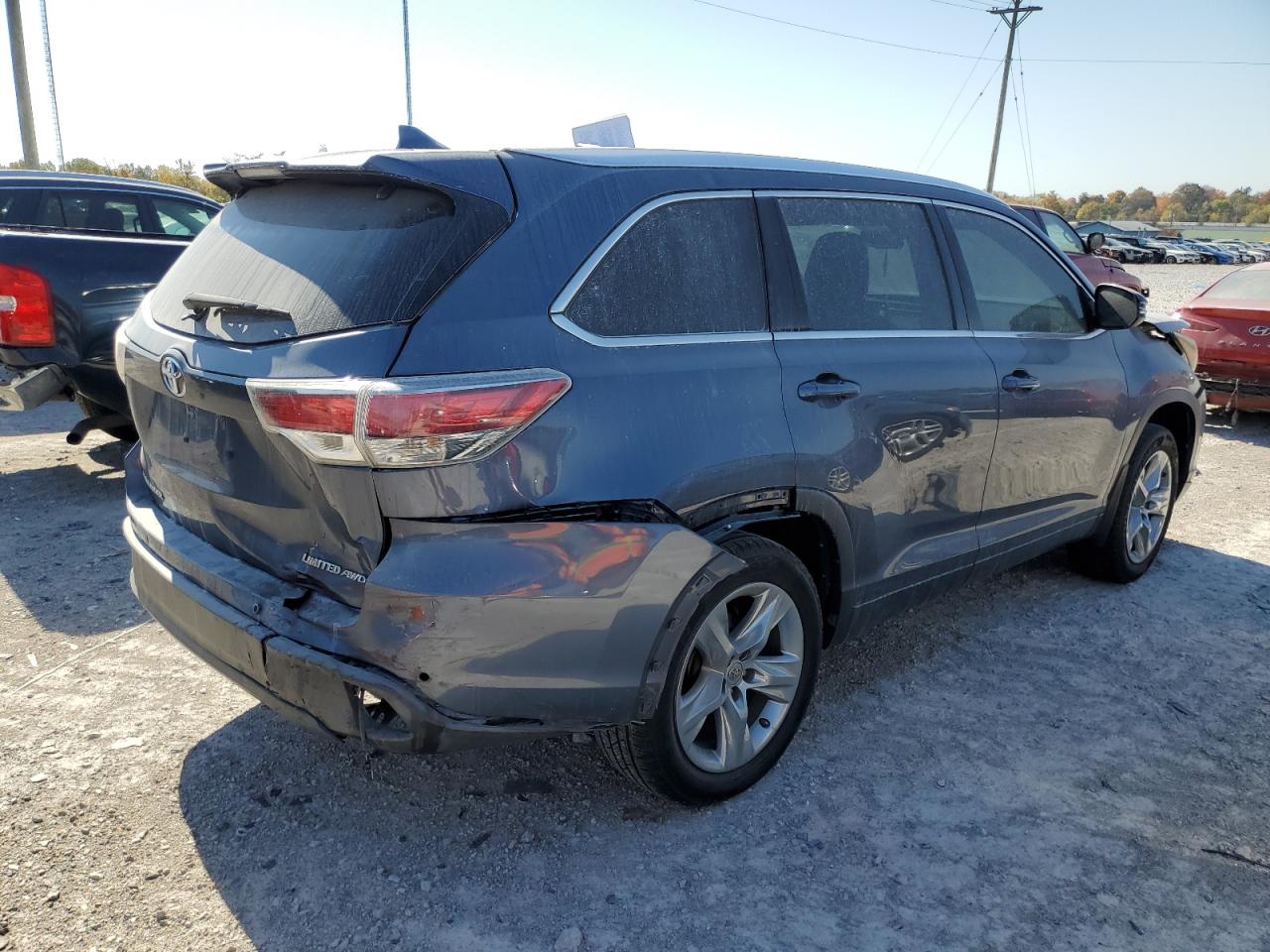 2014 Toyota Highlander - Image 3