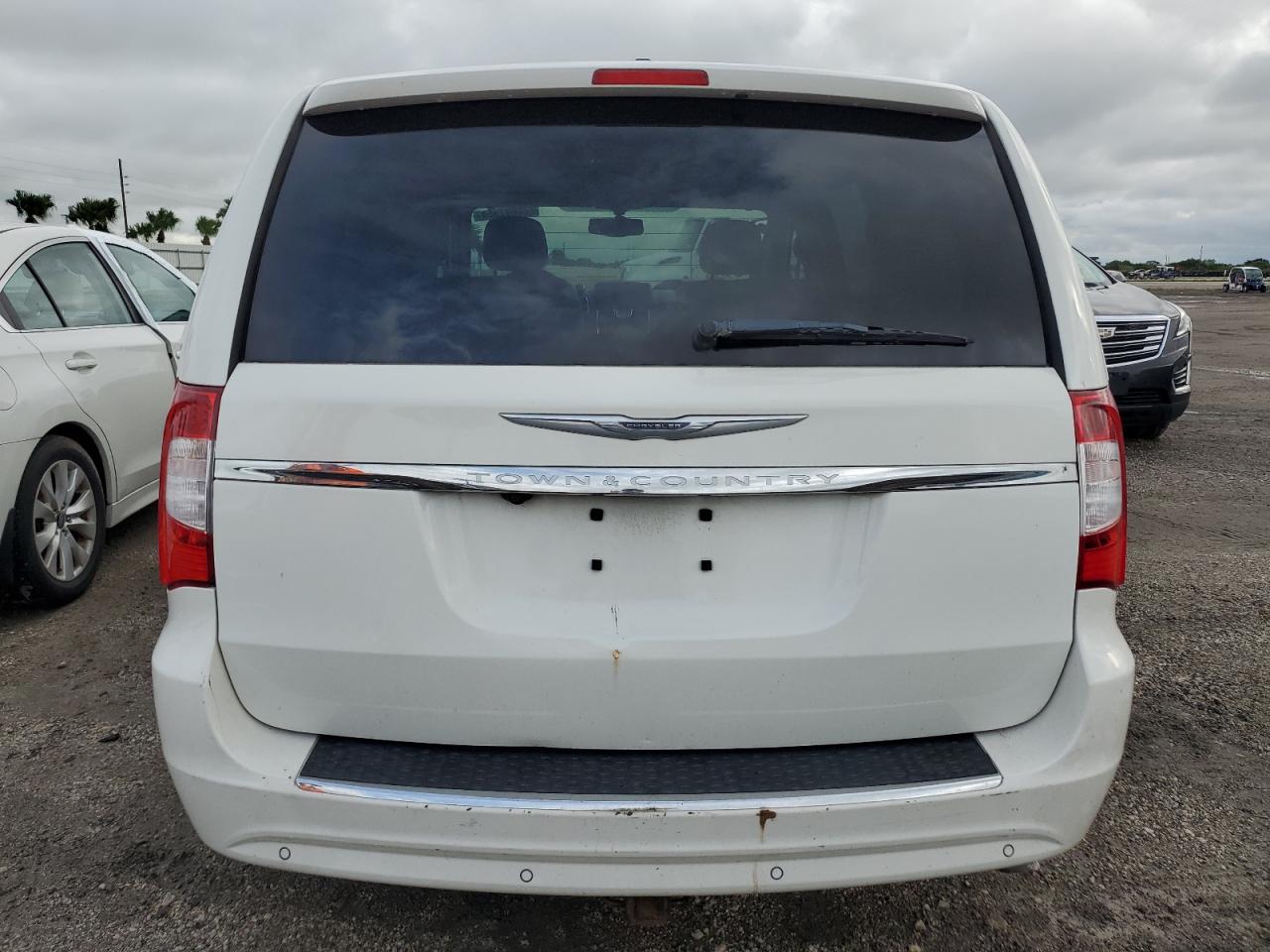 2C4RC1CGXDR708264 2013 Chrysler Town & Country Touring L