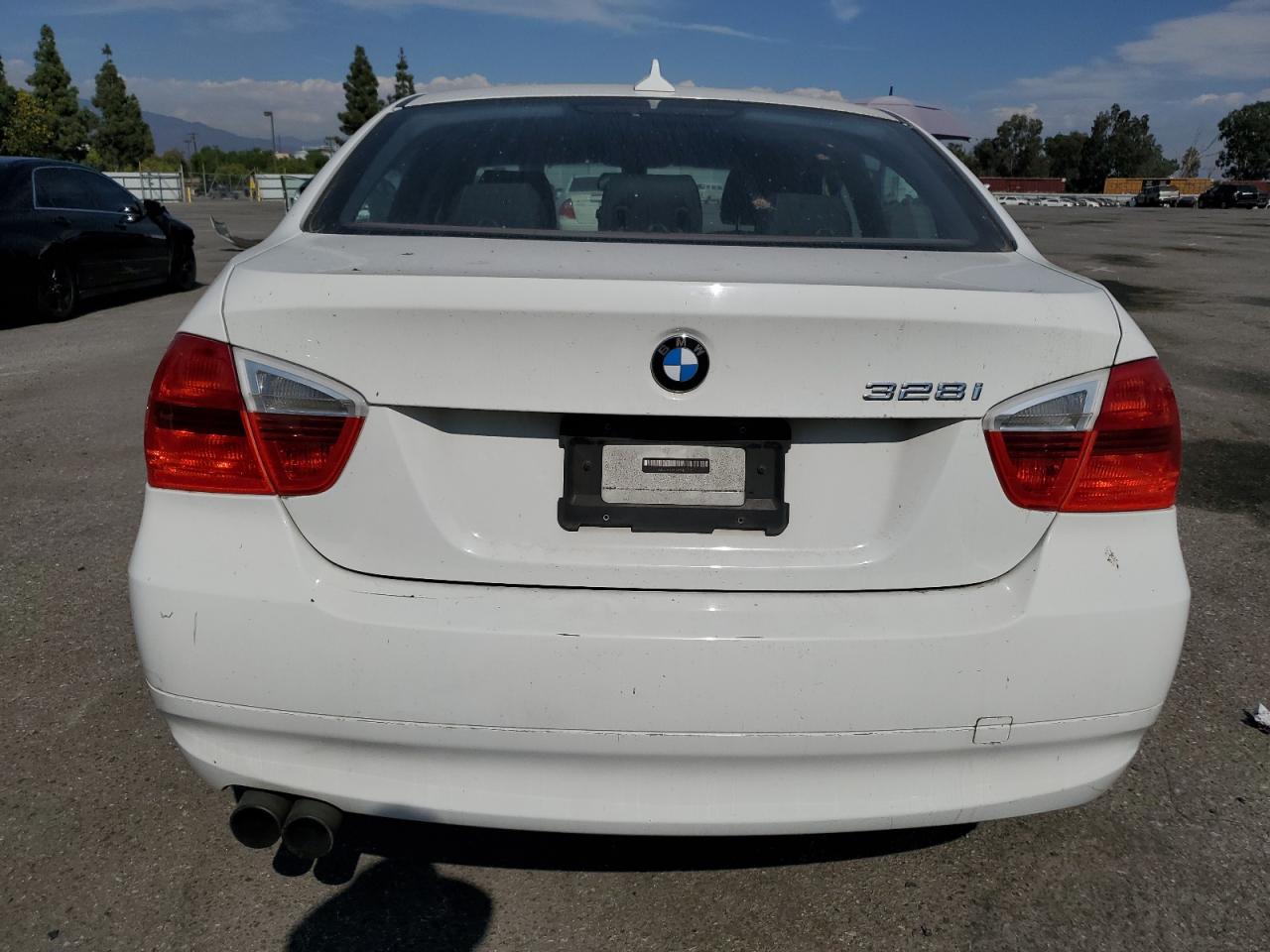 WBAVA37548NL50183 2008 BMW 328 I