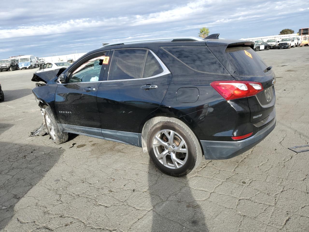 2019 Chevrolet Equinox - Image 2