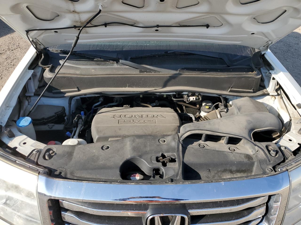 2015 Honda Pilot - Image 12