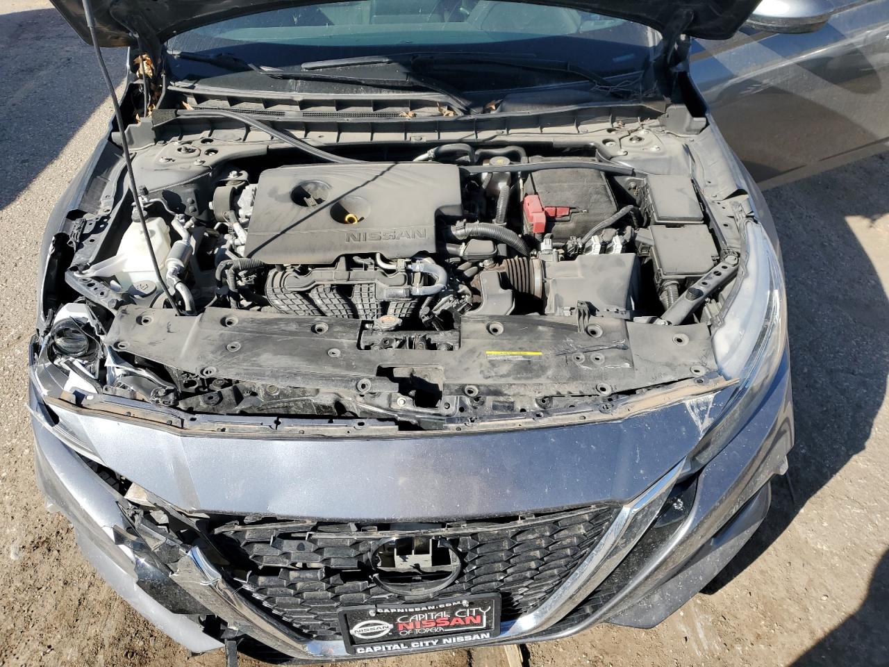 2019 Nissan Altima - Image 13