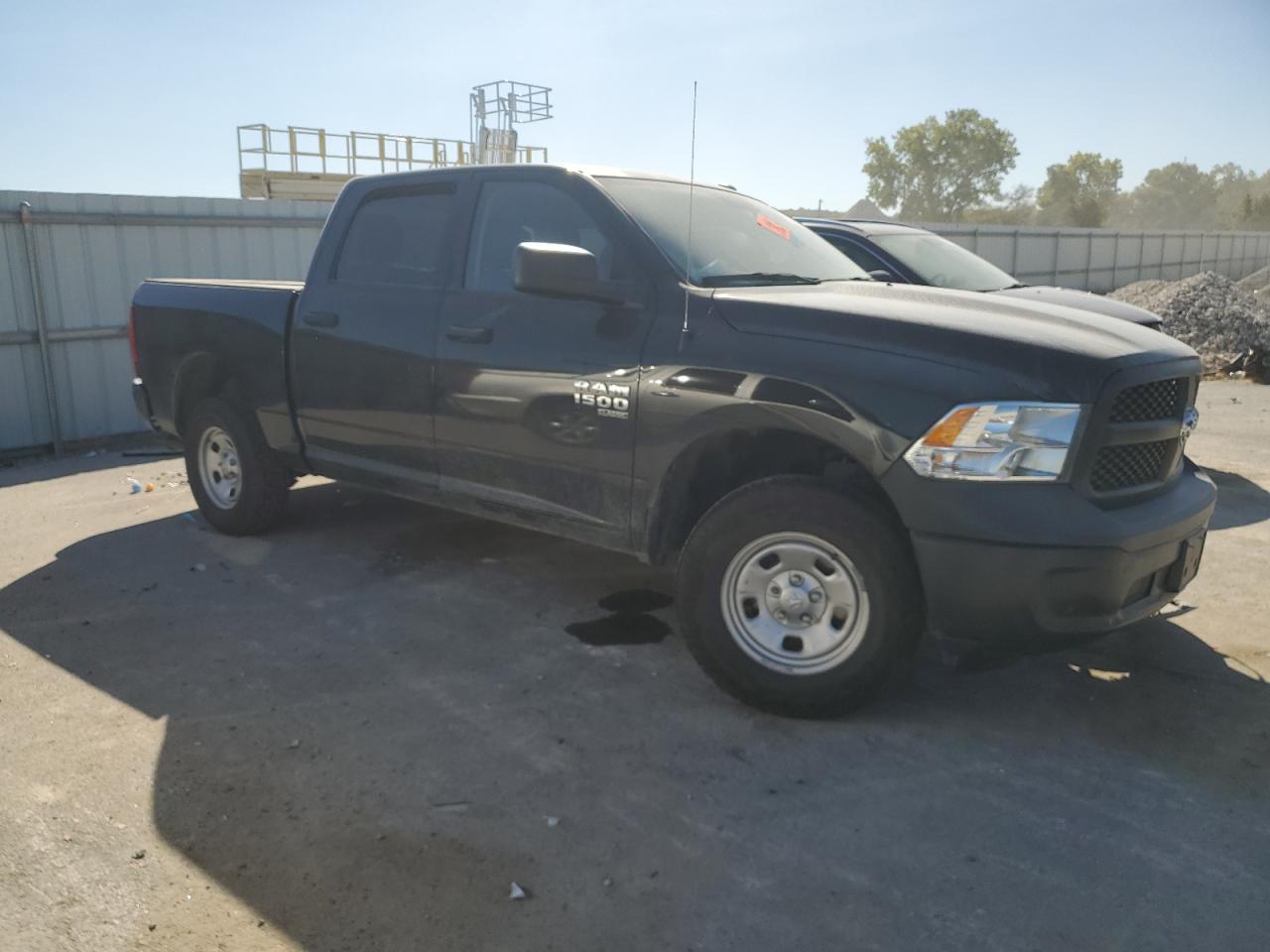 2019 RAM 1500 - Image 4