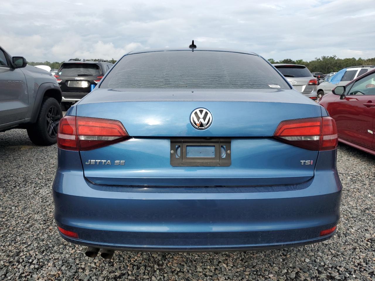 3VWDB7AJ9HM323674 2017 Volkswagen Jetta Se