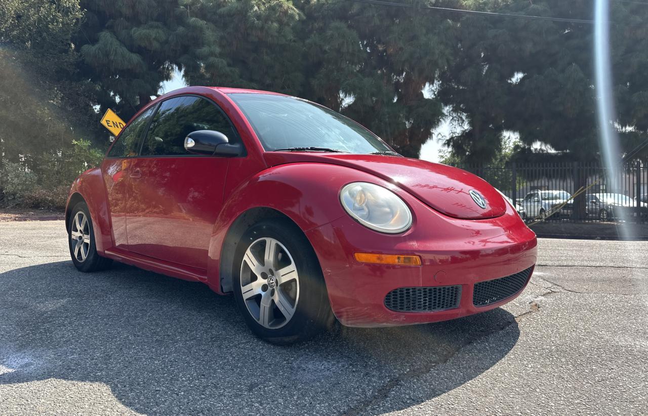 2006 Volkswagen New Beetle 2.5L Option Package 1 VIN: 3VWRG31C86M400811 Lot: 75905554