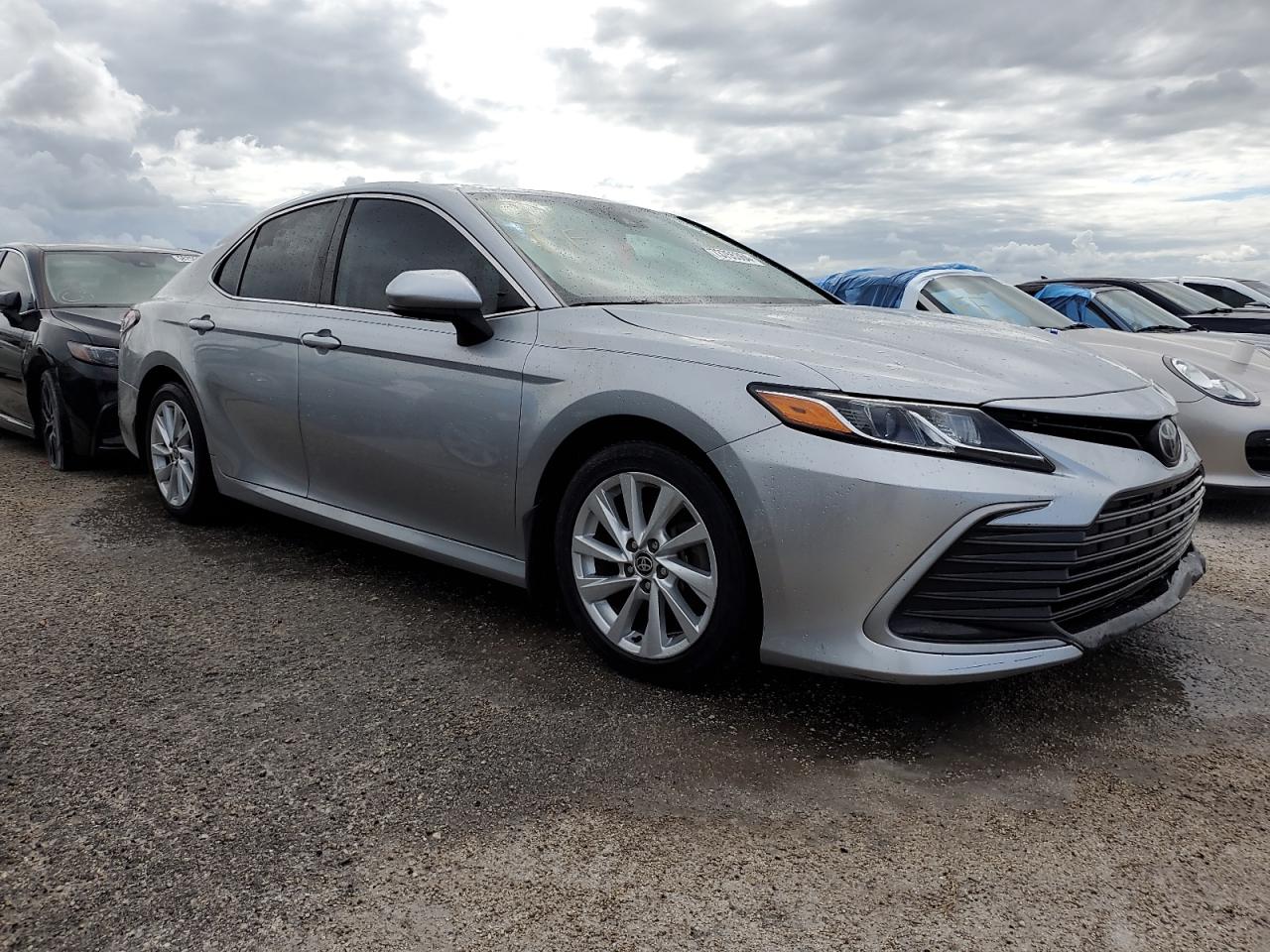 2021 Toyota Camry - Image 4