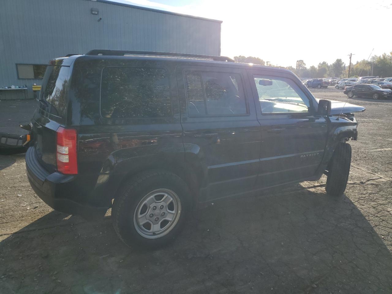 2016 Jeep Liberty (Patriot) - Image 3