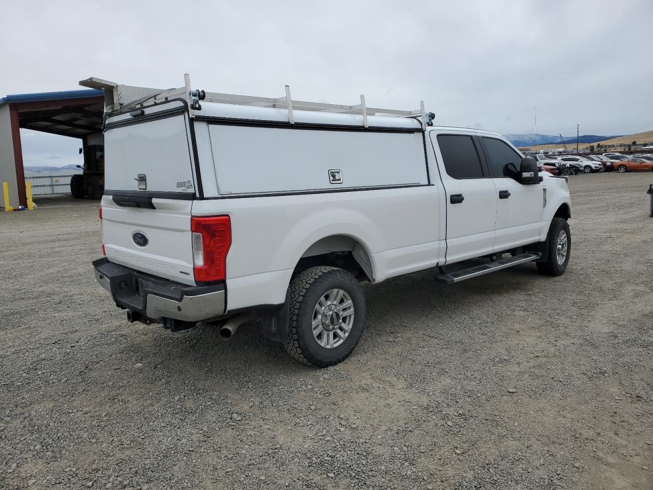 2018 Ford F350 - Image 3