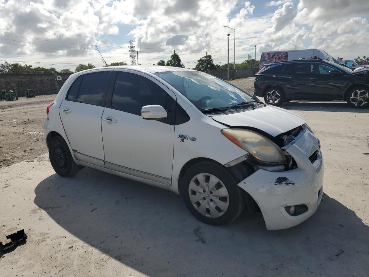 2010 Toyota Yaris VIN: JTDKT4K39A5313793 Lot: 76956194