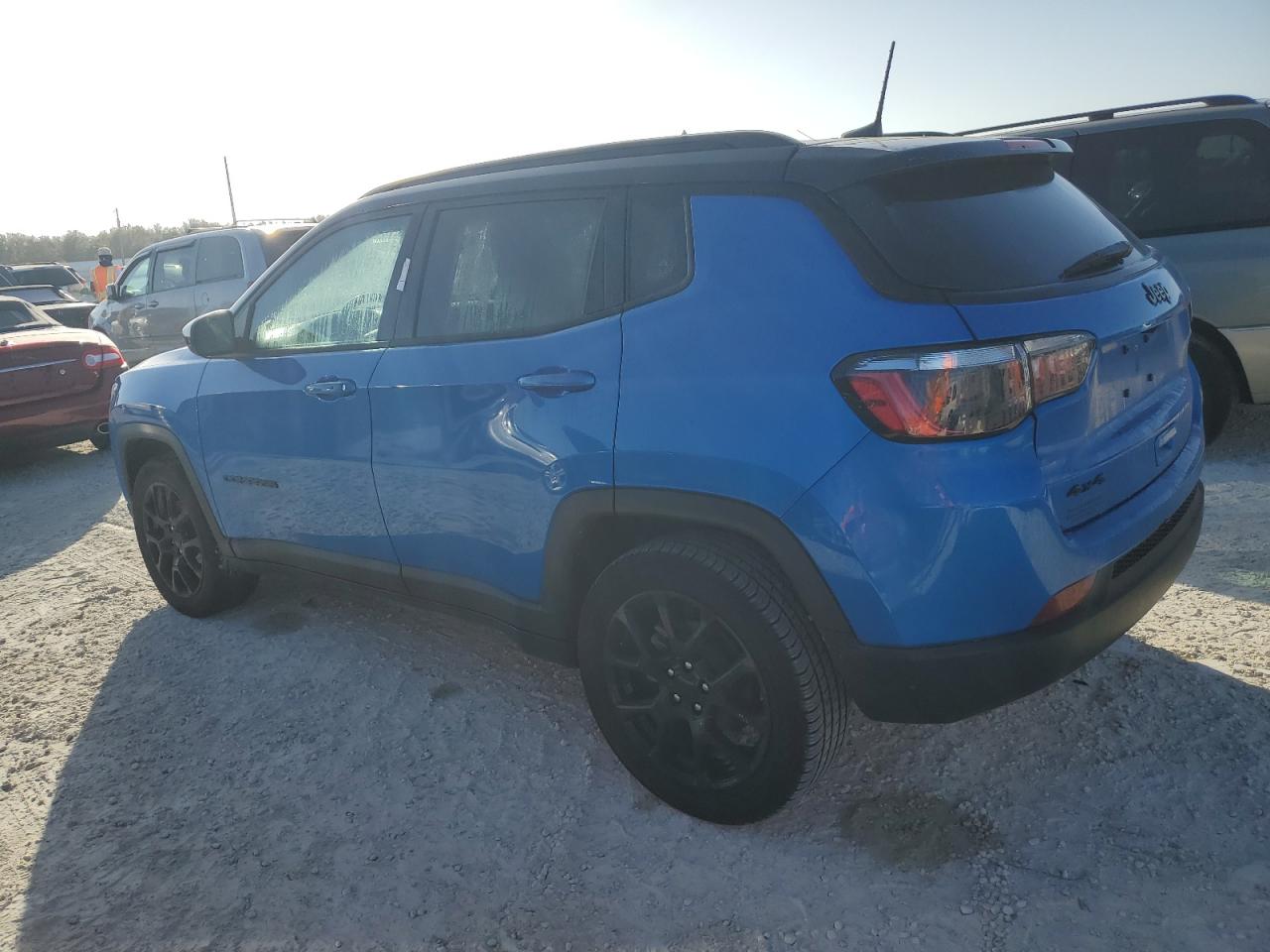 2022 Jeep Compass - Image 2