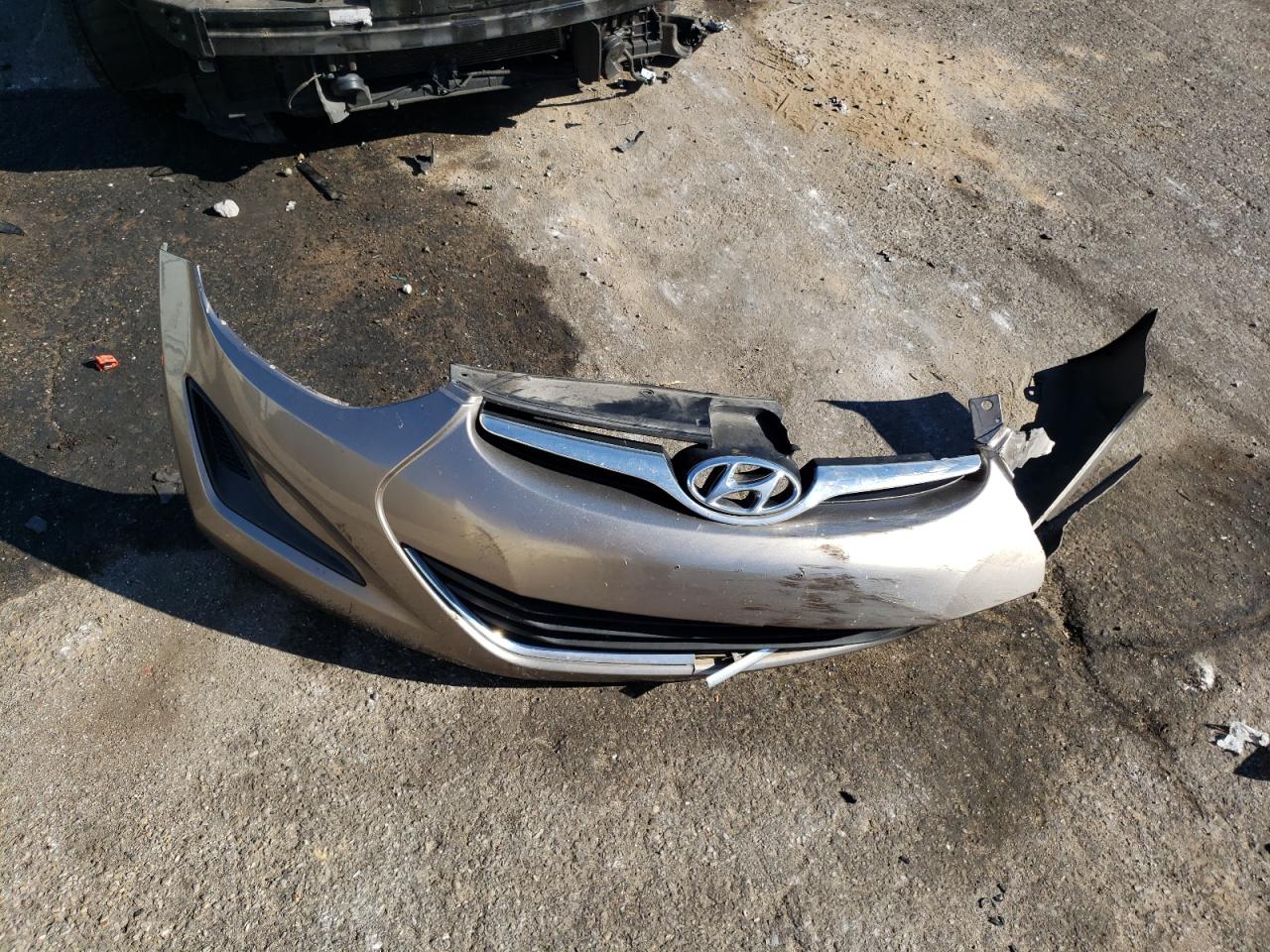 2016 Hyundai Elantra - Image 14