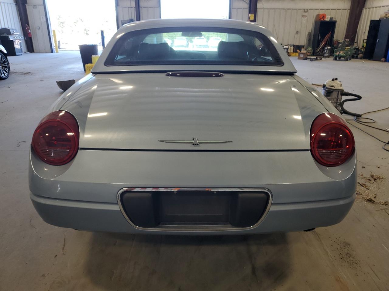 2004 Ford Thunderbird VIN: 1FAHP60A04Y110599 Lot: 76290064