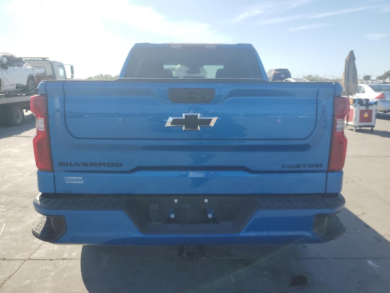 2022 Chevrolet Silverado K1500 Custom VIN: 3GCPDBEK7NG566619 Lot: 77481204