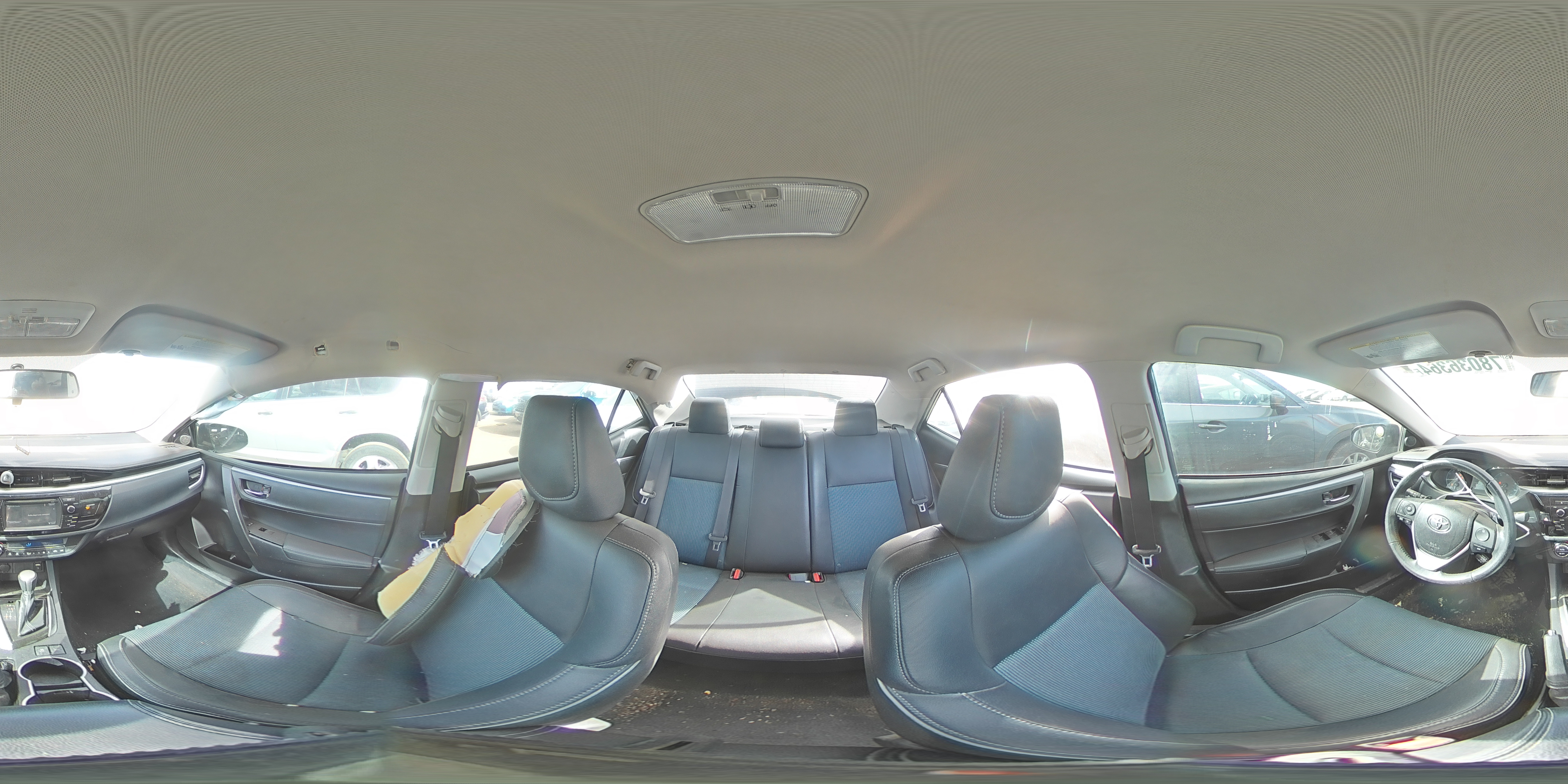 2014 Toyota Corolla - Image 12