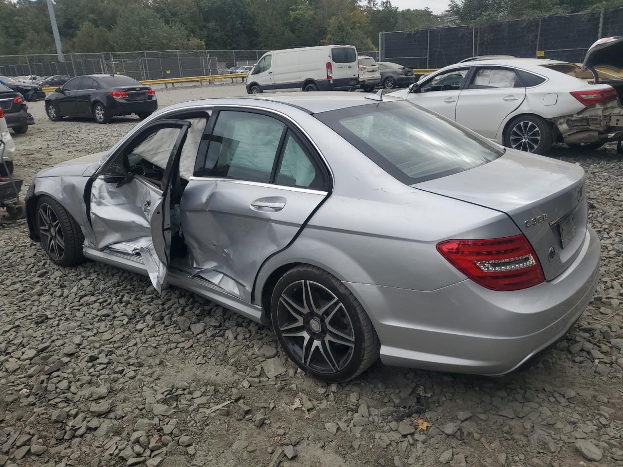 2012 Mercedes-Benz C-klasse - Image 2
