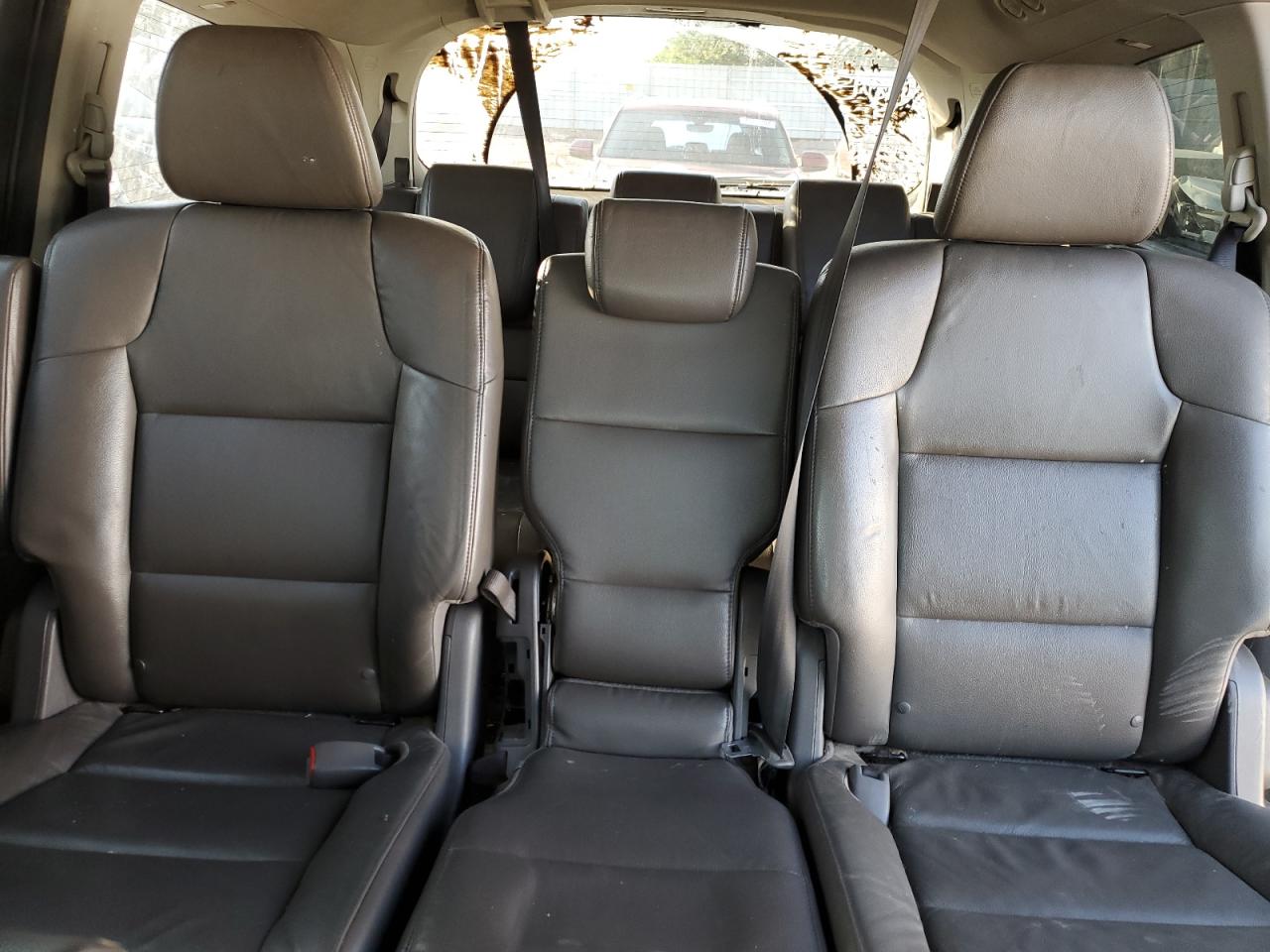2014 Honda Odyssey - Image 10