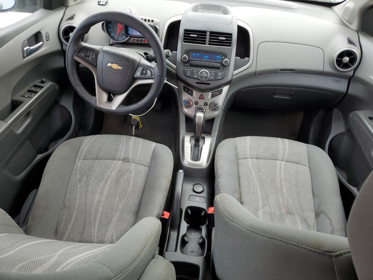 2014 Chevrolet Sonic - Image 8