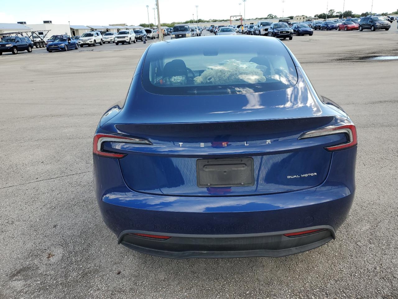 5YJ3E1EB2RF759018 2024 Tesla Model 3