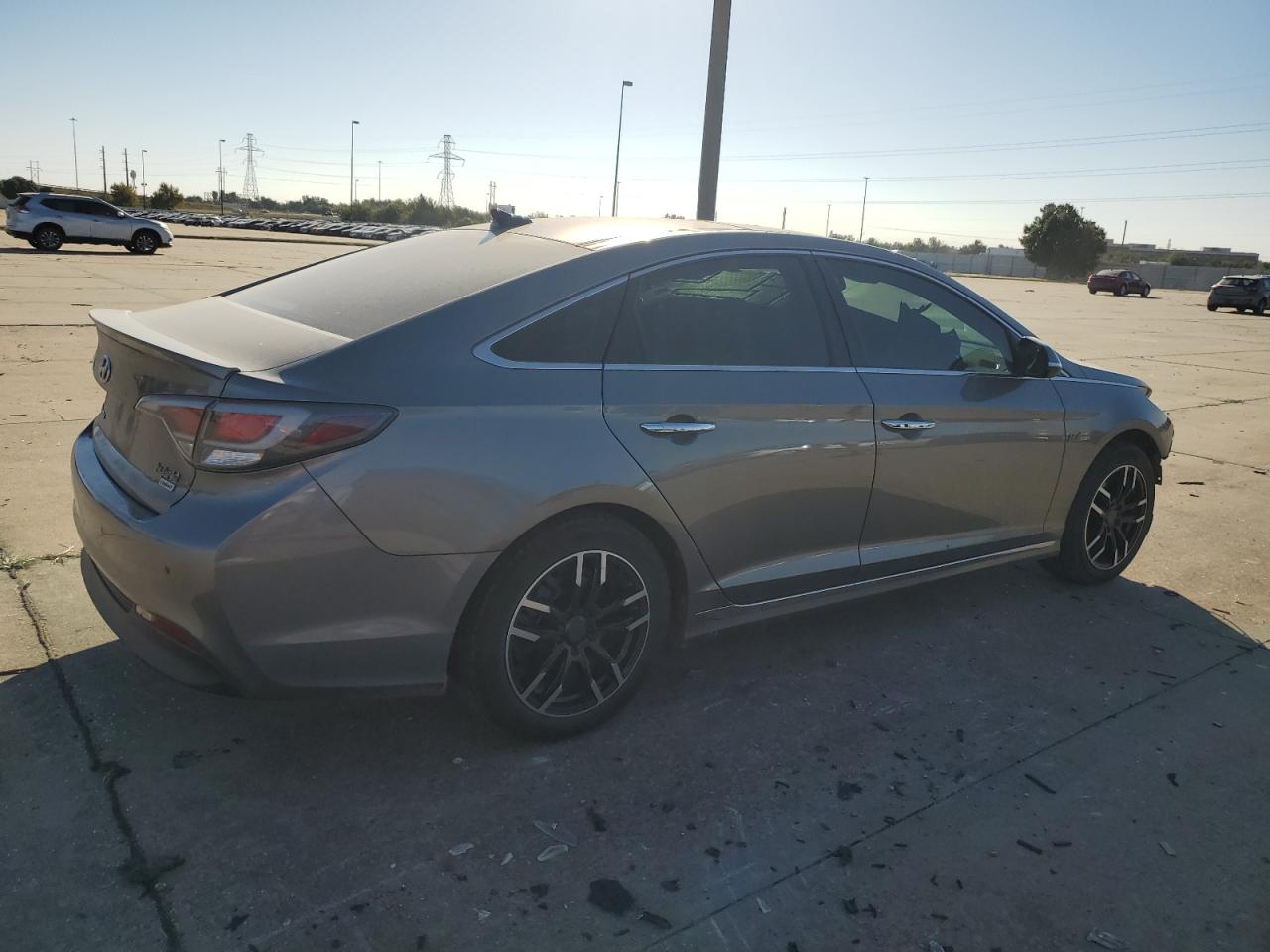 2017 Hyundai Sonata - Image 3