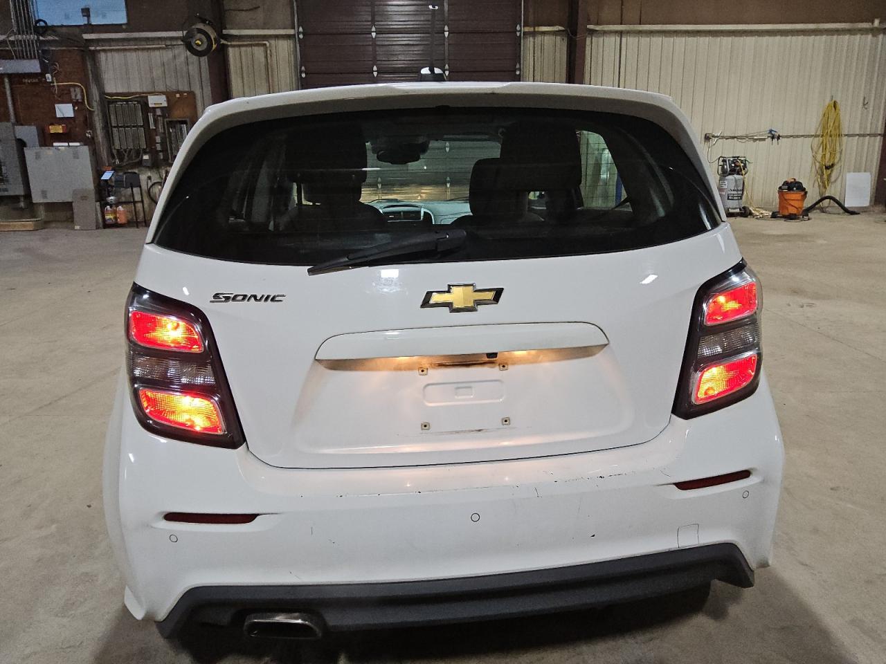 2019 Chevrolet Sonic VIN: 1G1JG6SB0K4128650 Lot: 75034924