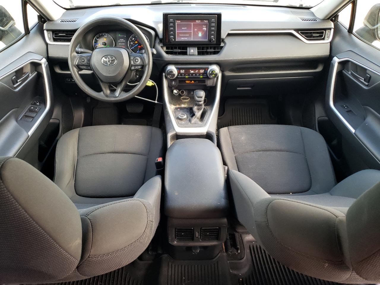 JTMMWRFV1KD500025 2019 Toyota Rav4 Le