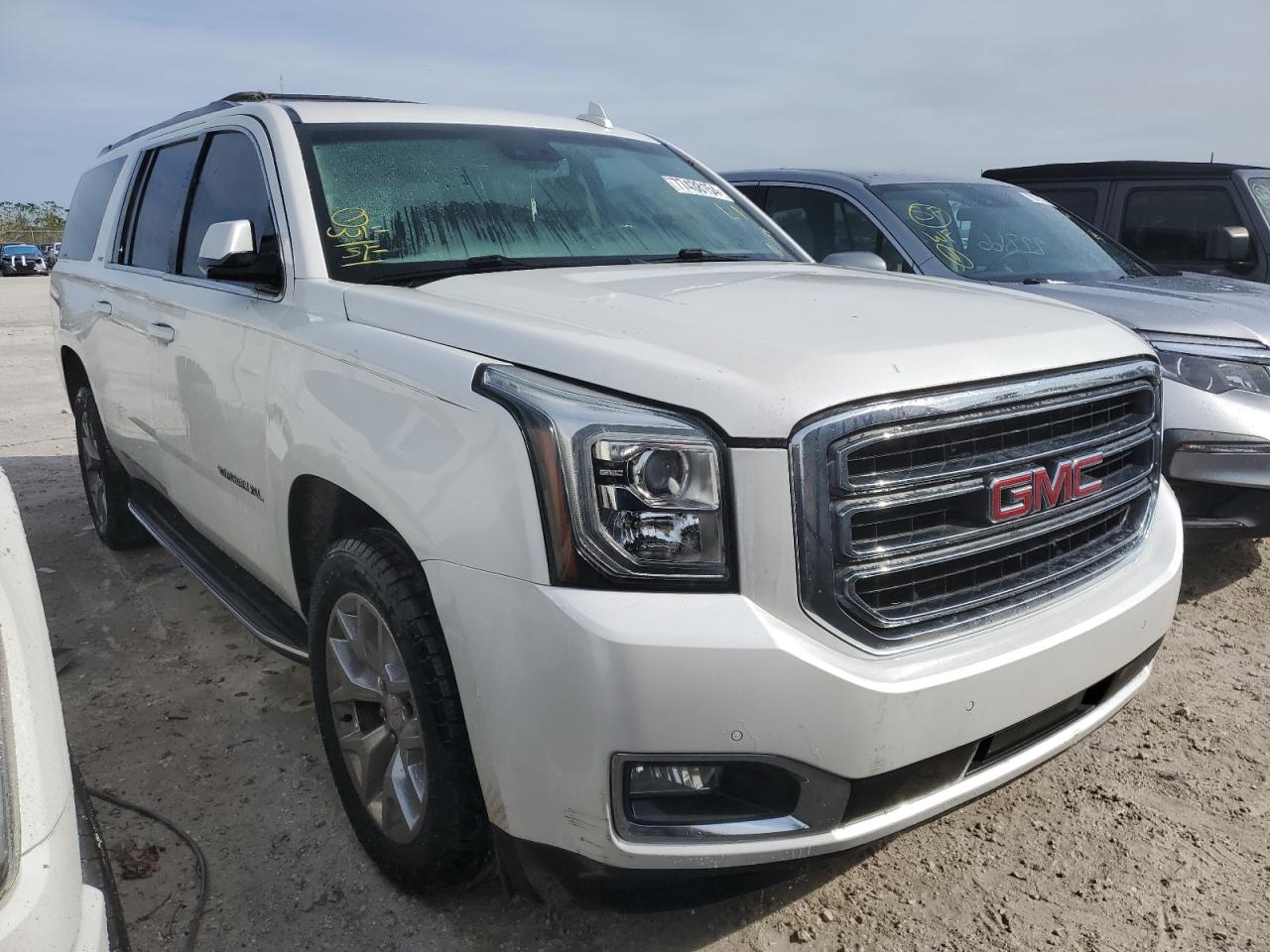 2018 GMC Yukon Xl C1500 Slt VIN: 1GKS1GKC2JR111141 Lot: 77438154