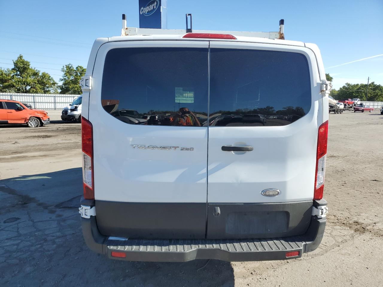 1FTYR1ZM3FKA69962 2015 Ford Transit T-250