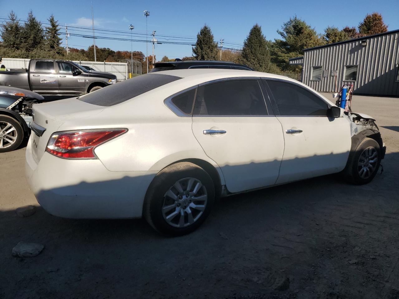 VIN 1N4AL3AP4FN384651 2015 NISSAN ALTIMA no.3