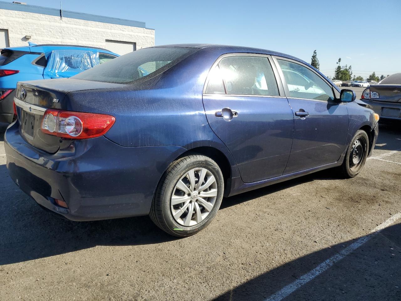 VIN 5YFBU4EE9DP195181 2013 TOYOTA COROLLA no.3