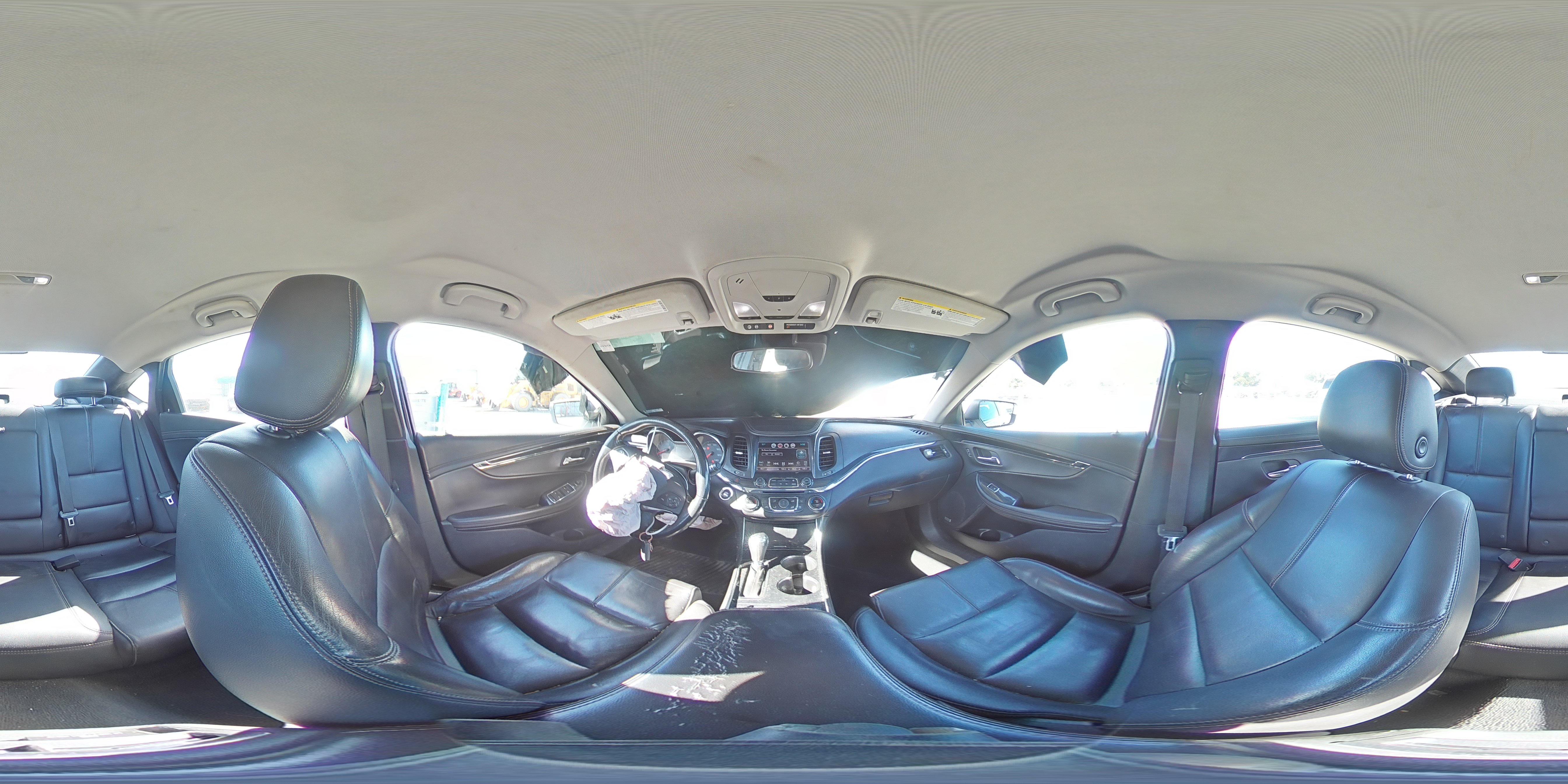 2016 Chevrolet Impala - Image 13