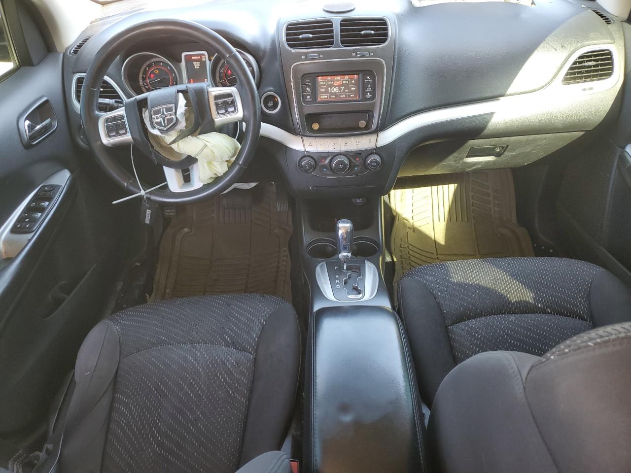 2015 Dodge Journey - Image 8