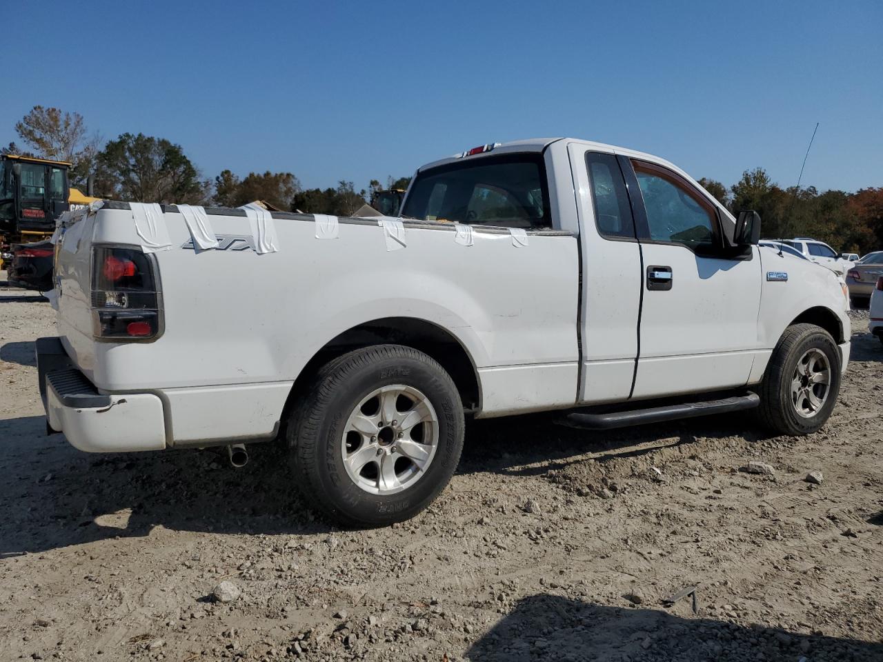 2004 Ford F-150 - Image 3