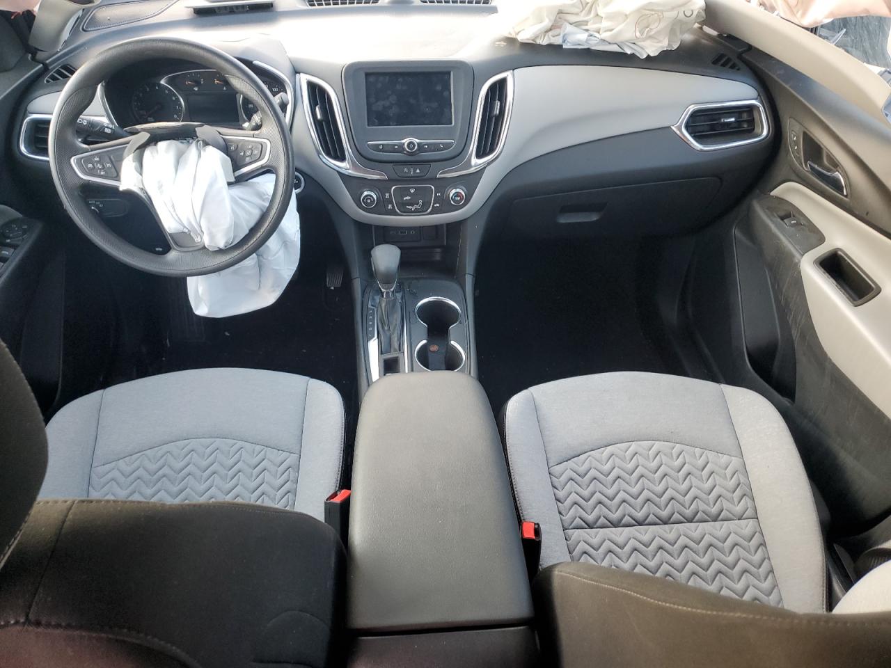 2022 Chevrolet Equinox - Image 8